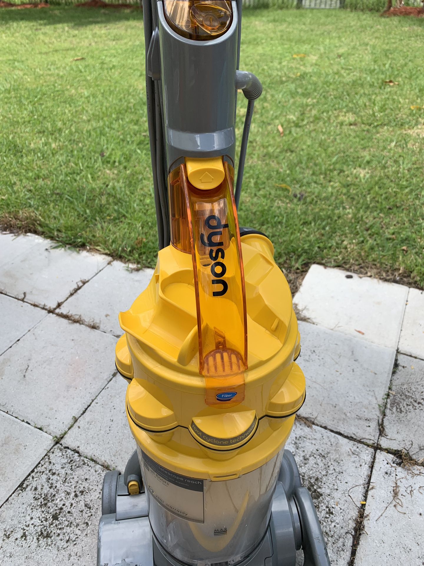 Dyson DC14 All Floors Vacuum for Sale in Port St. Lucie, FL OfferUp