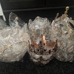 Crowns 👑 