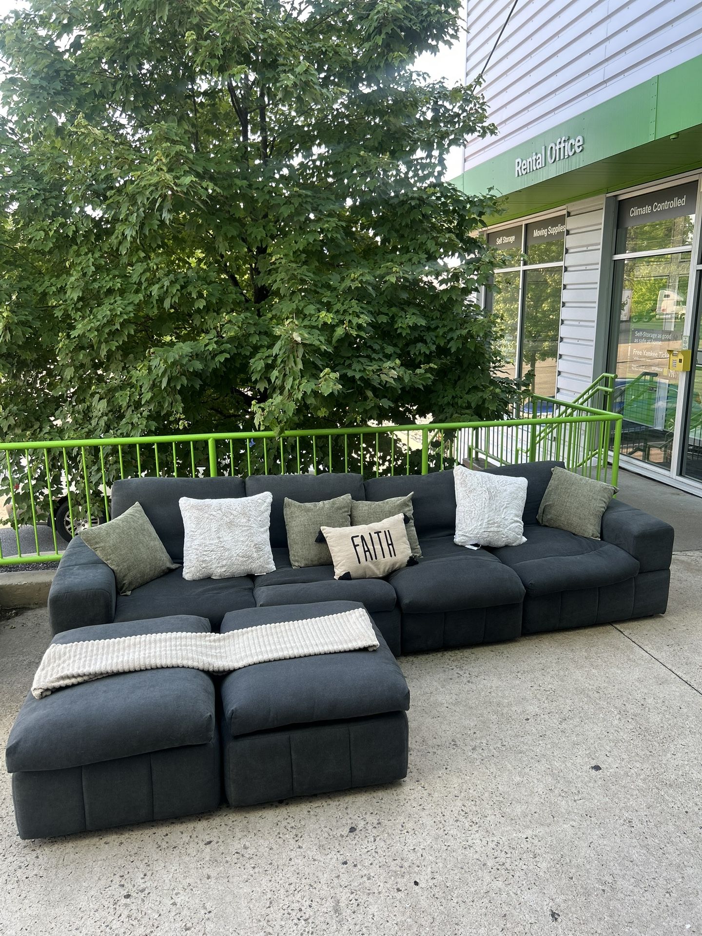 (Free Delivery) Wade Logan 6 Piece Sectional with Ottoman