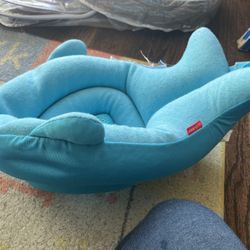 Bathtub Pillow Support