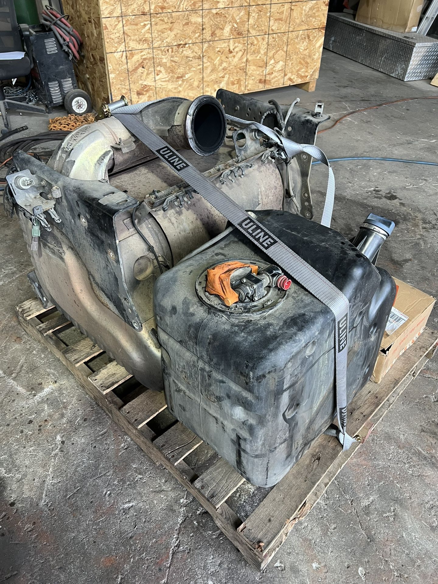 Freightliner Cascadia Dd15 2008-2024 SCR ACM MCM CPC SAMCAB SAMCHASSIS DPF DEF BULKHEAD module Central GATEWAY transmission ECU REPROGRAM