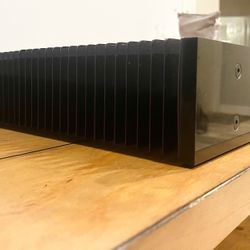 1980’s CLASS A (120w x 2) Audiophile Amp!