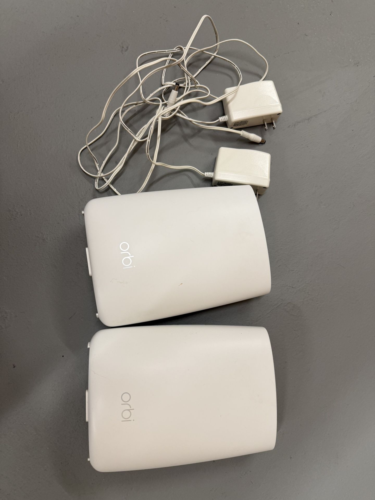 NETGEAR® Orbi Router RBR50v2 With Extender