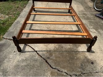 Sturdy wood full bed