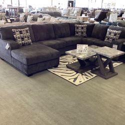 Ballinasloe 3pc Sectional with Chaise