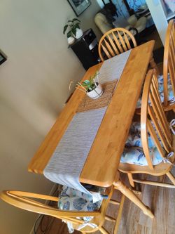 DINING SET + DECOR | $200 | EVERYTHING INCLUDED