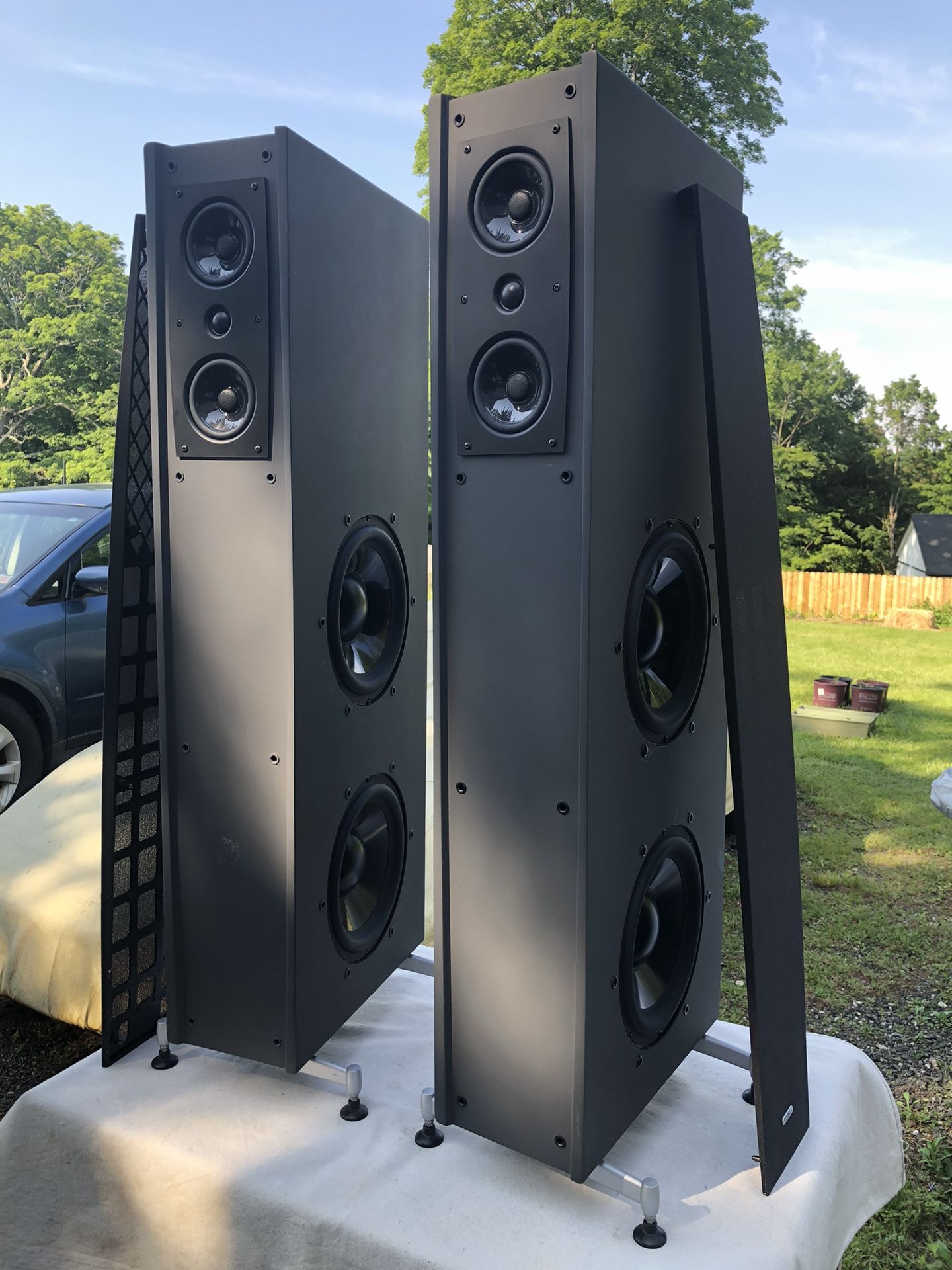 Cambridge Soundworks Newton Series T300 Speakers