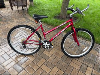 26” Fuji ATB MX380 Woman’s Bike