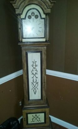 Vintage Scroll Clock
