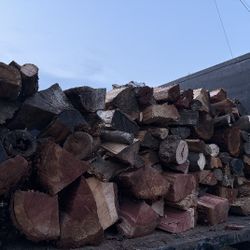 Dry Split Almond Mix Firewood!!! Ready Too Burn Seasoned Wood!!!