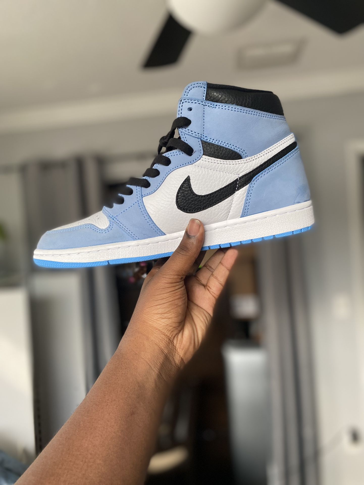 Jordan 1 High University Blue 