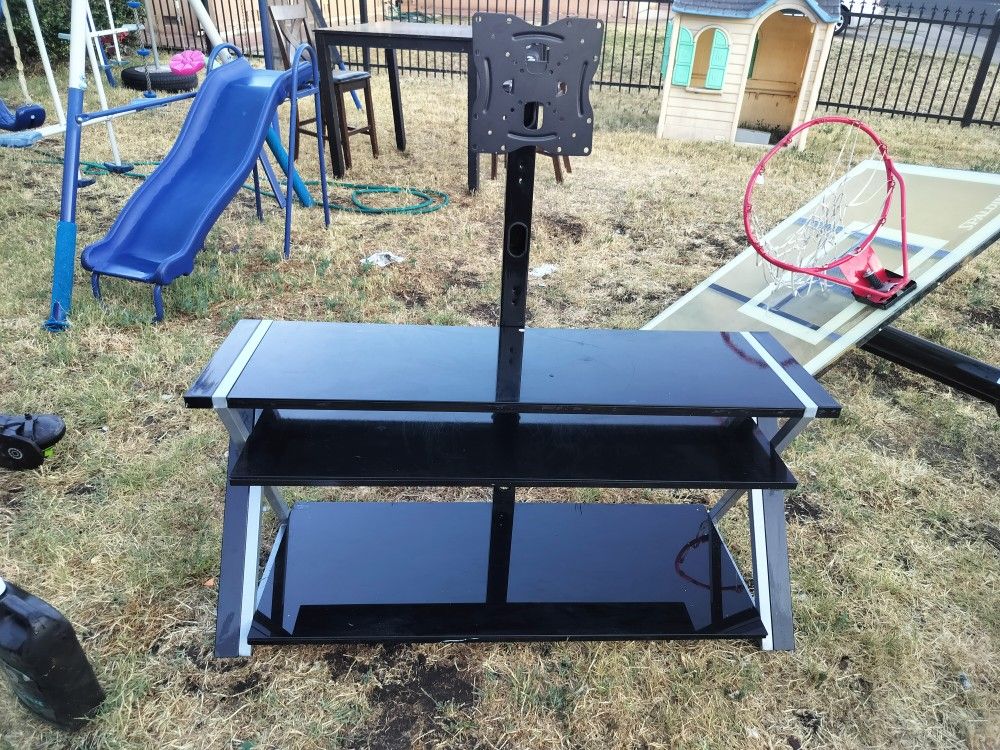 TV Stand With Mount