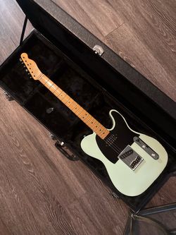 Fender Telecaster Electric Guitar with Hard Case