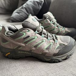 Women’s Merrell Moab 2 Waterproof Hiking Boots