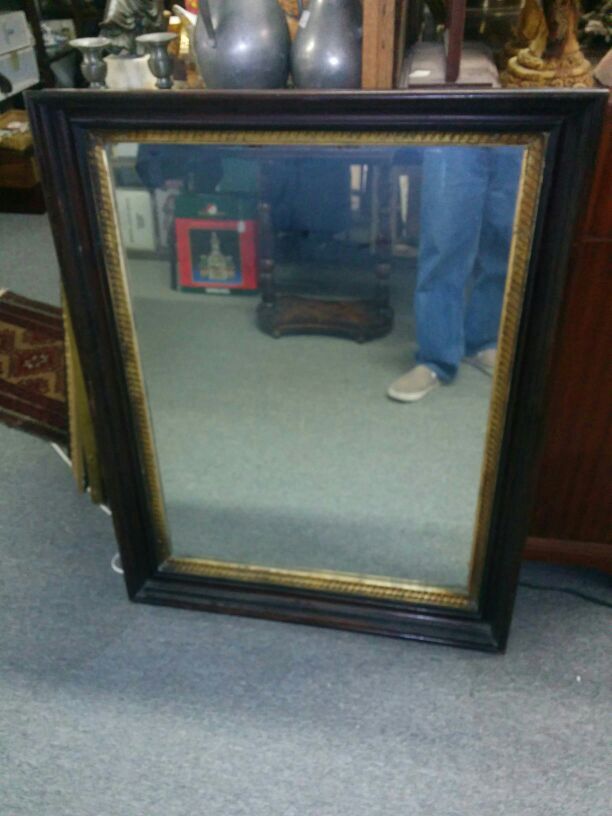 Antiques mirror