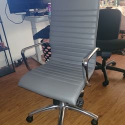 Zetti High Back In Grey