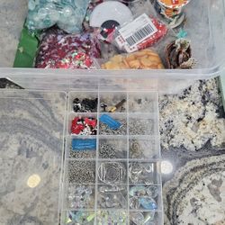 Random Crafting Supplies 