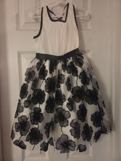 Girls size 6 party dress