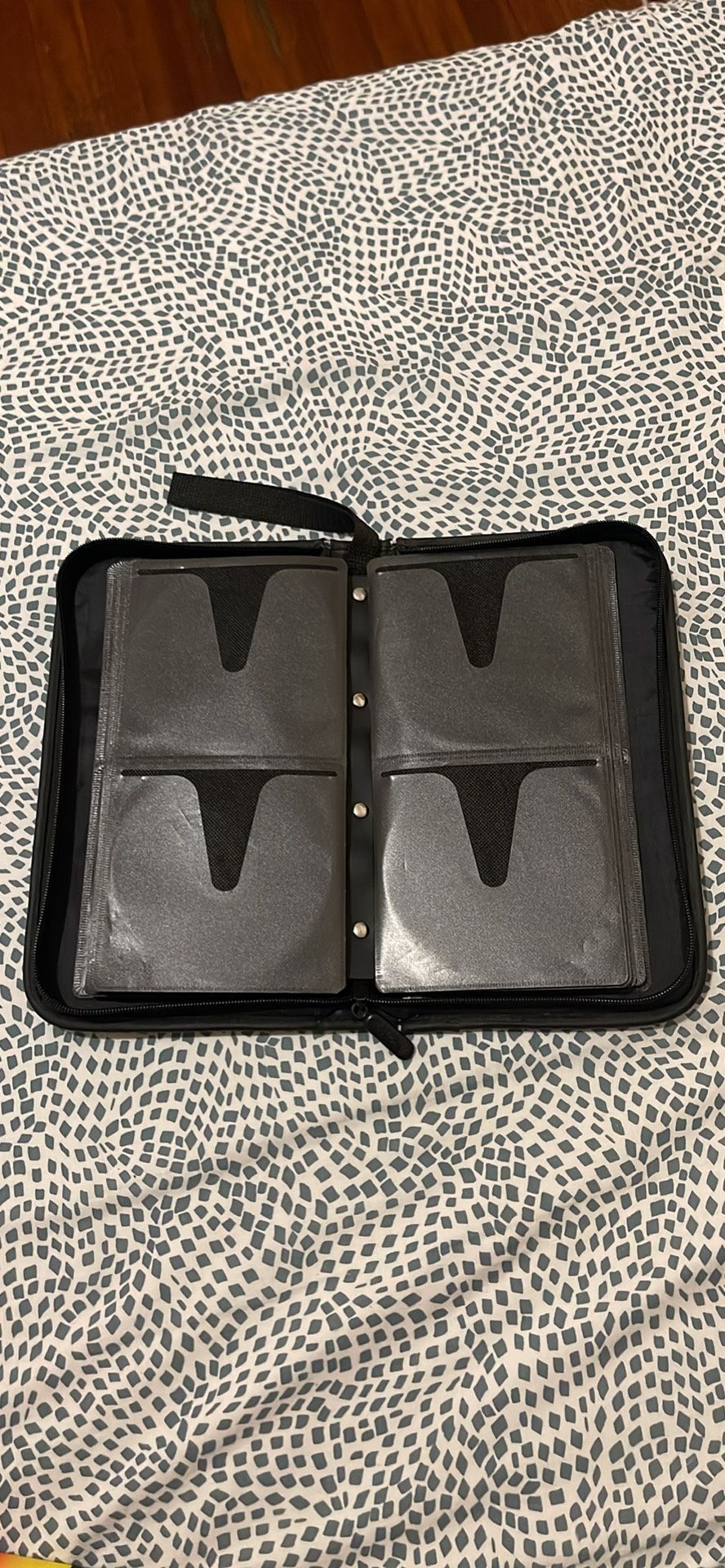 CD/DVD Storage Carrier (Vintage)