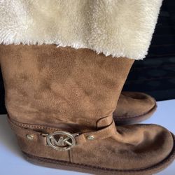 Size 13  Boots Girls