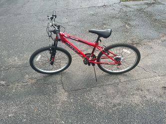Huffy Highland Mountain Bike 26” - Red
