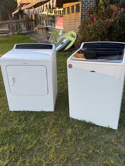 Maytag Washer & Whirlpool Cabrio Dryer Set - Excellent Condition