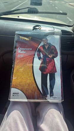 costume