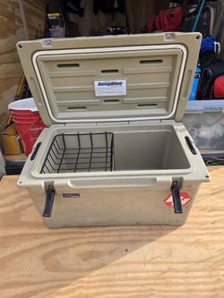Engel 65 Ice Chest Cooler