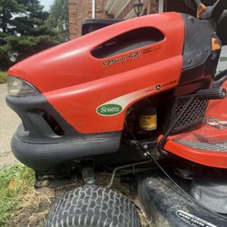 Ride On Lawnmower 