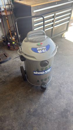 Wet/ dry shop vac.