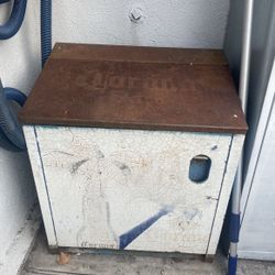 Corona metal Vintage Cooler