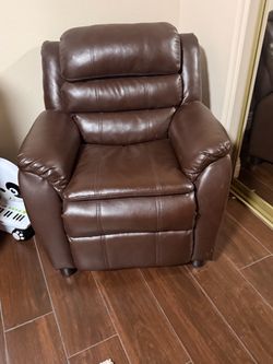 Brown Faux Leather Kids Recliner Chair