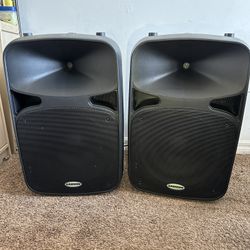 2 Samsung auro Dj speakers D415 “15inch use in great condition firm price no offer 