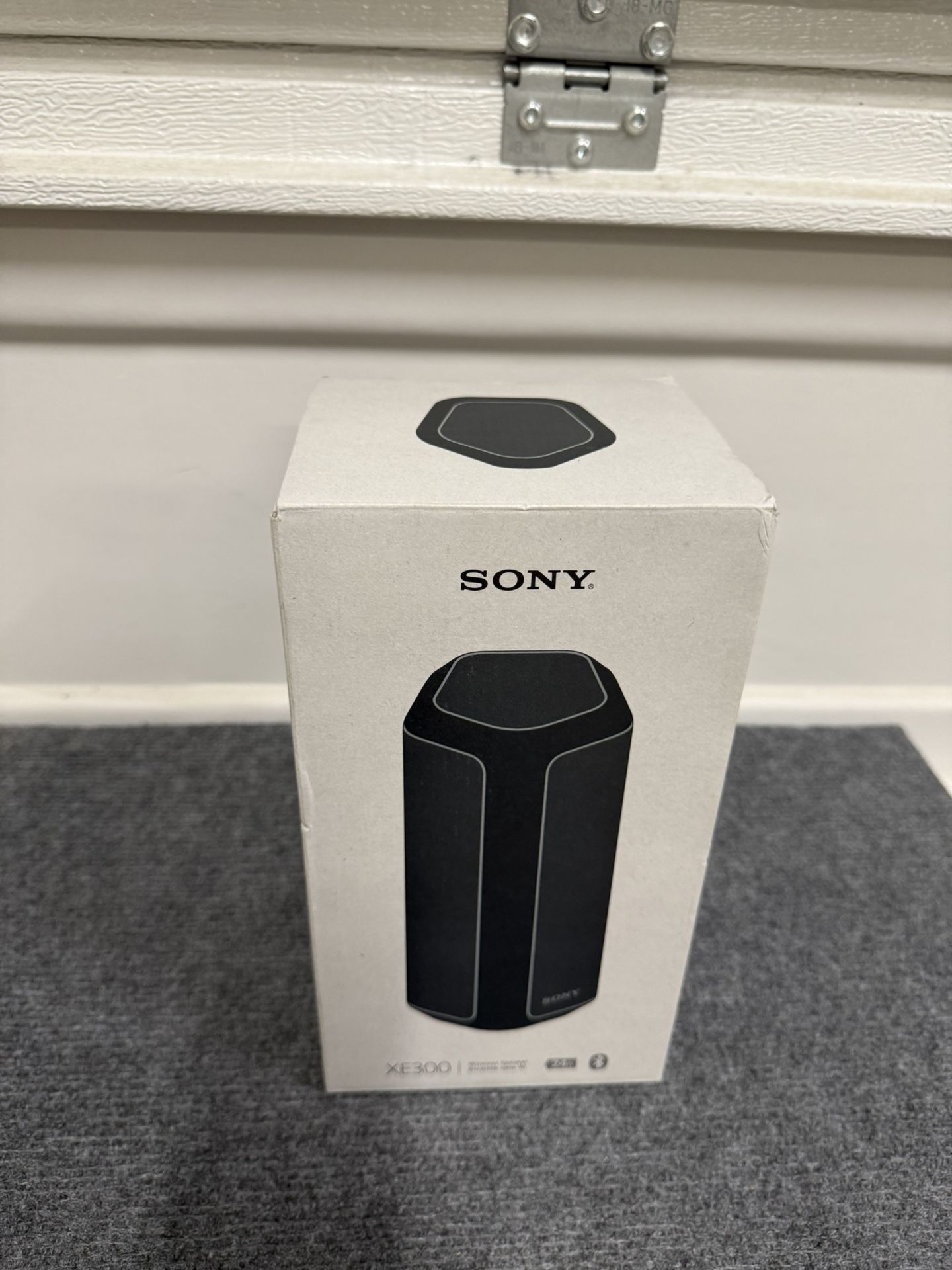 Sony XE300 Waterproof Portable Bluetooth Speaker - Black - BRAND NEW