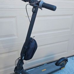 Segway Ninebot G30 Max Electric Scooter 