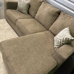 Ashley furniture sectional sofa couch (DELIVERY AVAILABLE)