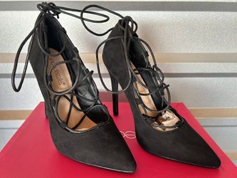 Black Lace Up Heels 💕