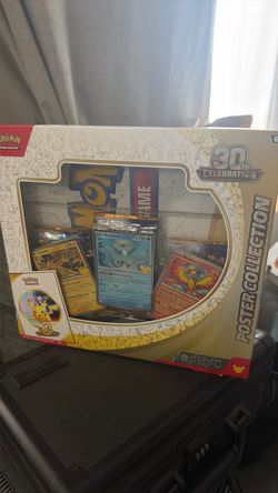 Pokémon TCG 30th Celebration Poster Collection Box