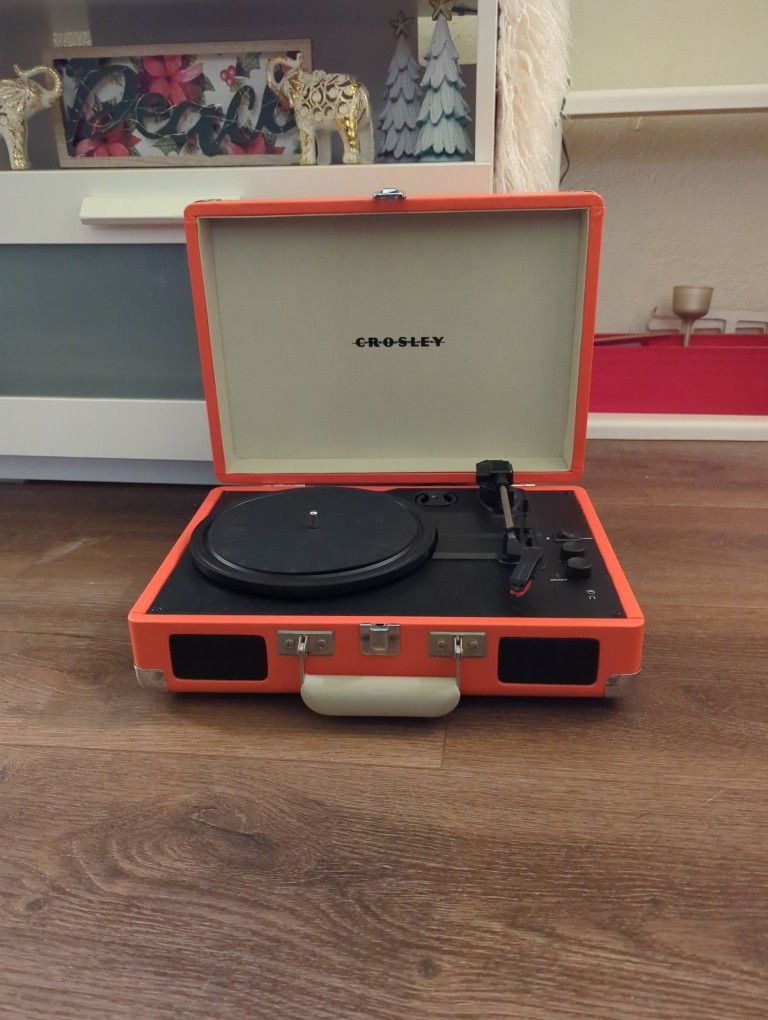 CROSLEY RECORD PLAYER W/BLUETOOTH 