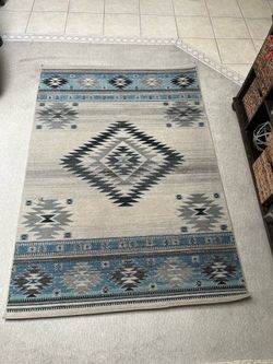 Bobo rug 5 ft x 7ft 6 in