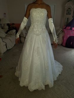 Wedding dress