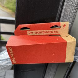 Specialized Dry-Tech Fenders 42c