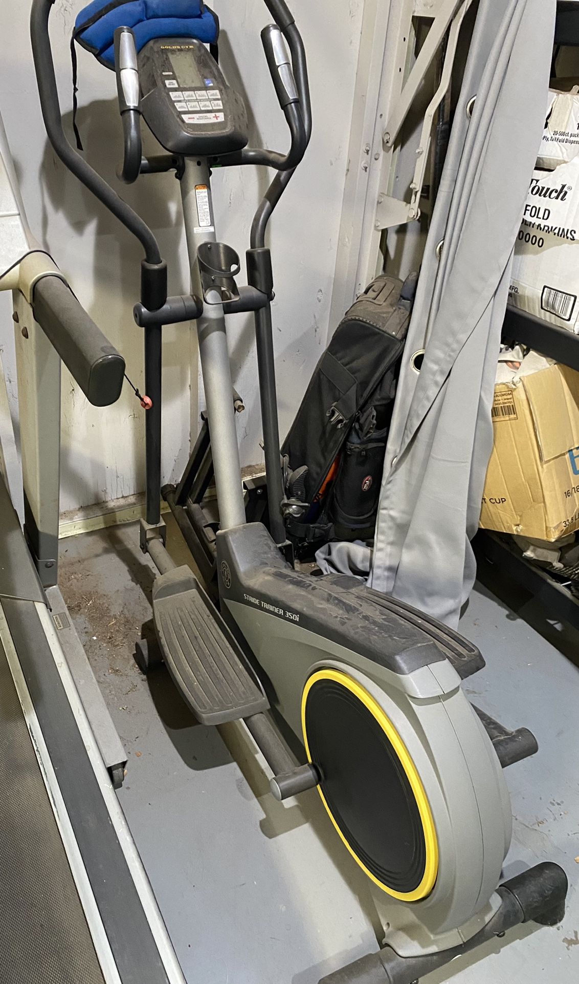 Elliptical Gold's Gym Stride Trainer 350i