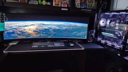 Samsung 49" CRG9 Curved Gaming Monitor C49RG90SSN
