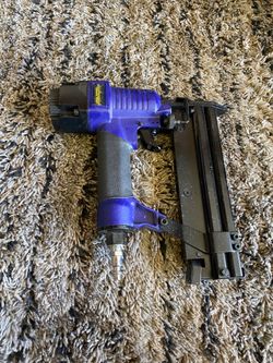 Central pheumatic  staple gun