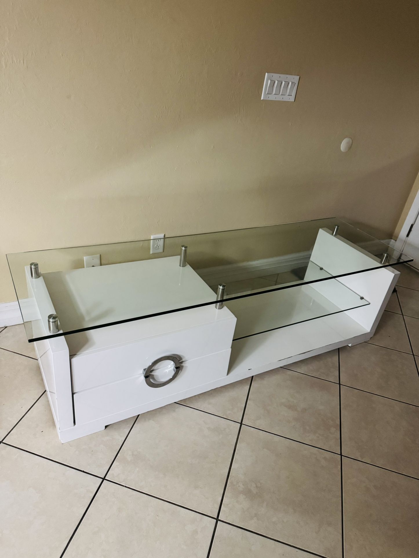 Tv Stand White Color 