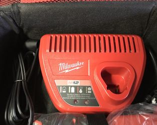 Brand new 12 v charger Milwaukee