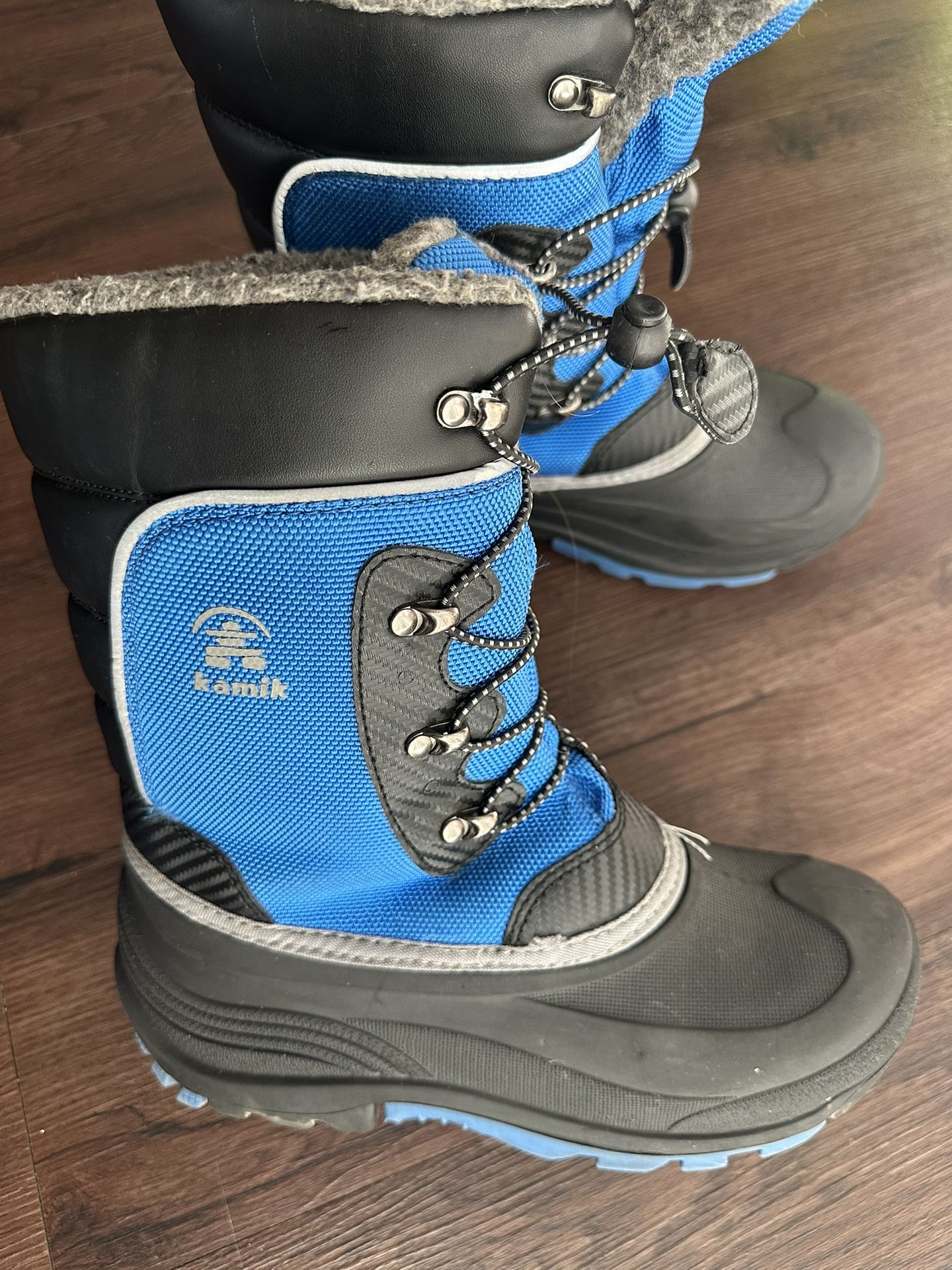 Kids Snow Boots Kamik, Size 7
