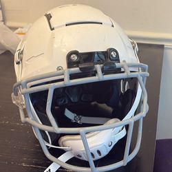 Schutt f7