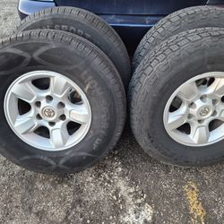 Toyota Tundra Stock Wheels  265/75/16